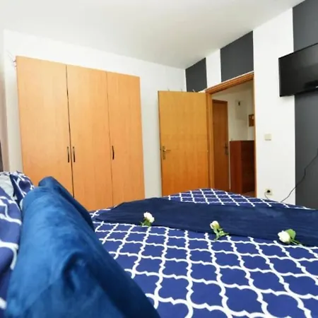 Apartman Blue Stone-parking, Terrace And Bbq Zadar